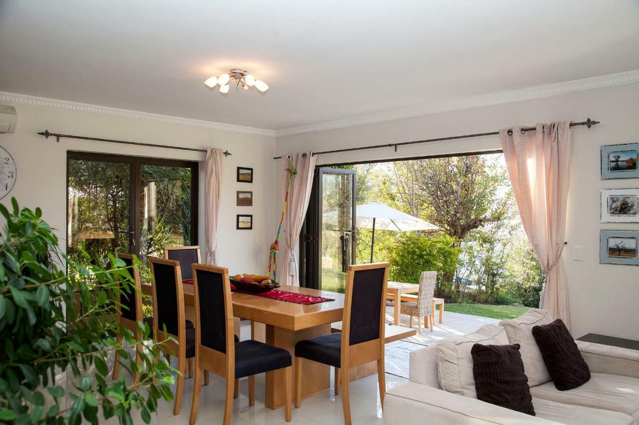 Rivendell Hotel Hartbeespoort Kültér fotó