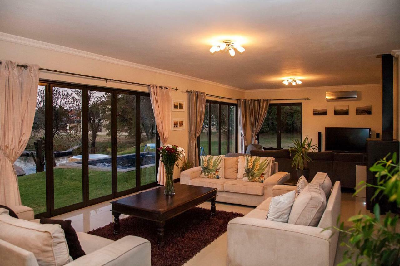 Rivendell Hotel Hartbeespoort Kültér fotó