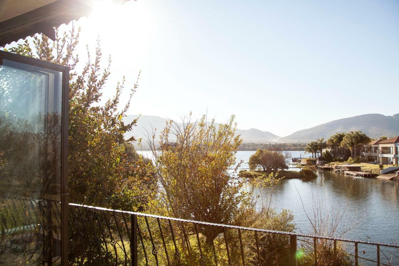 Rivendell Hotel Hartbeespoort Kültér fotó