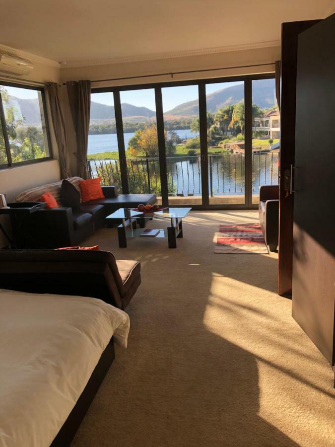 Rivendell Hotel Hartbeespoort Kültér fotó